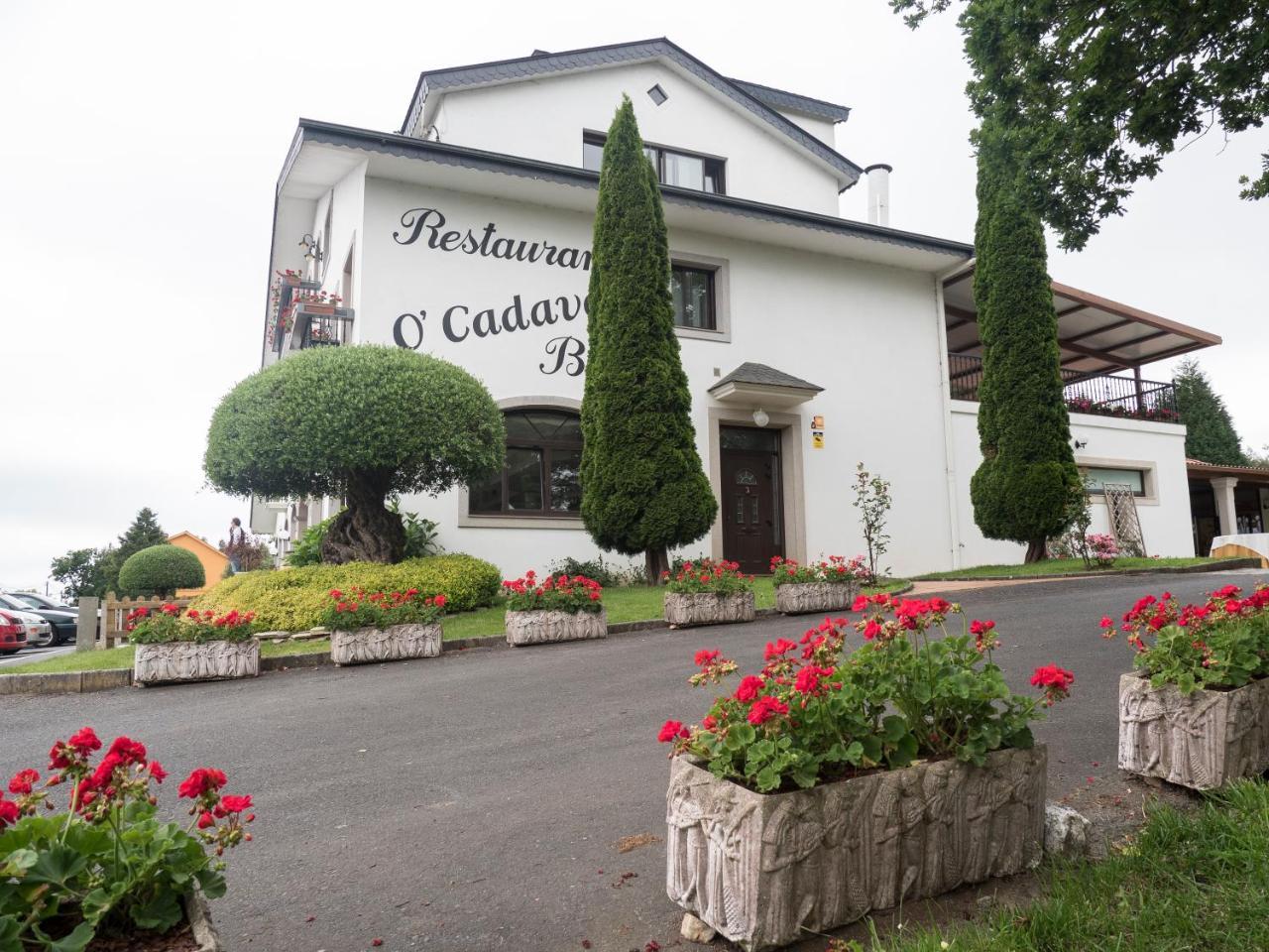 Hostal Restaurante O'Cadaval Frades ภายนอก รูปภาพ